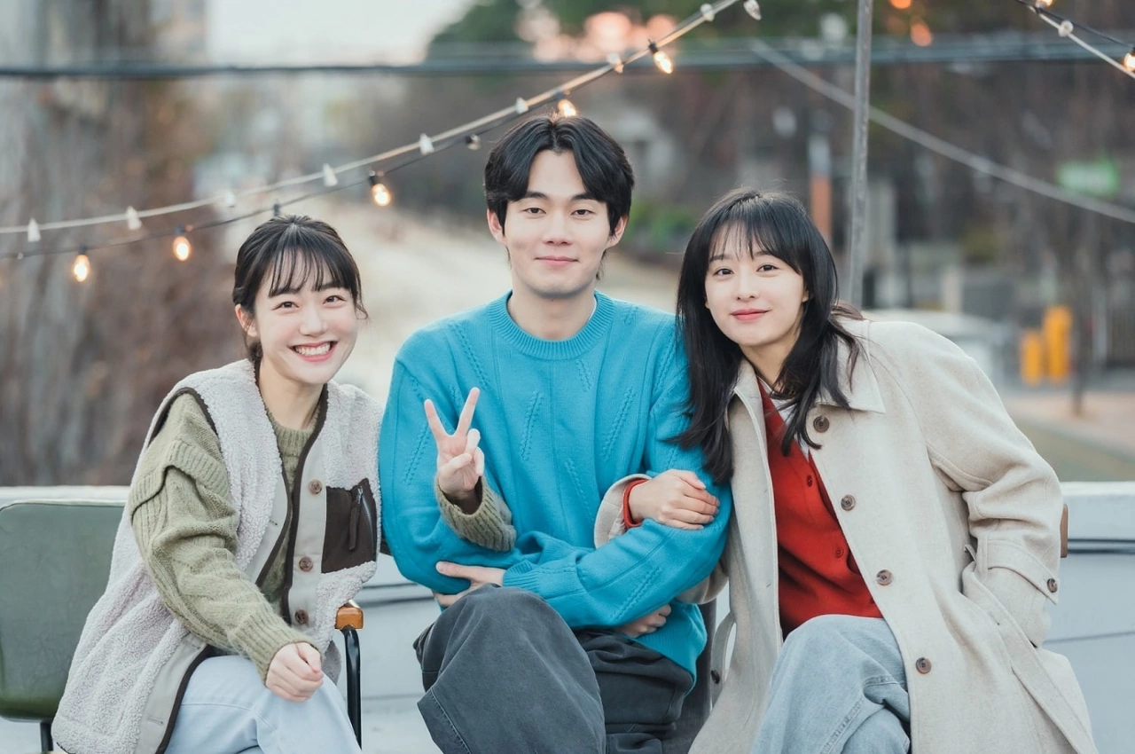 Lovestruck in the City (2020) (left to right) 「So Ju Yeon」, 「Ryu Kyung Soo」, 「Kim Ji Won」